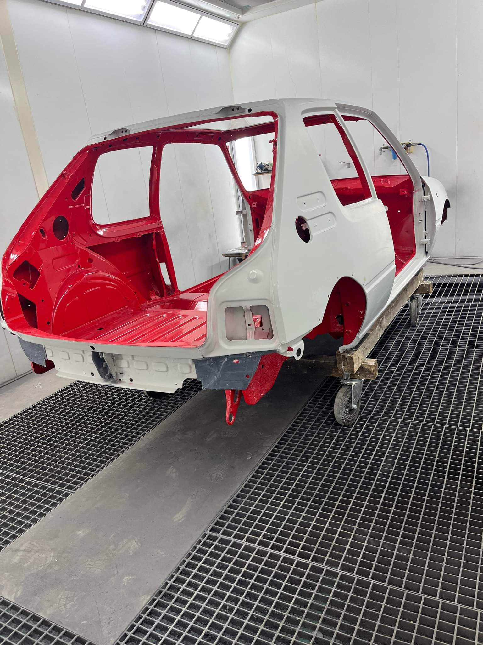 Renovation 205GTi - Photo 36