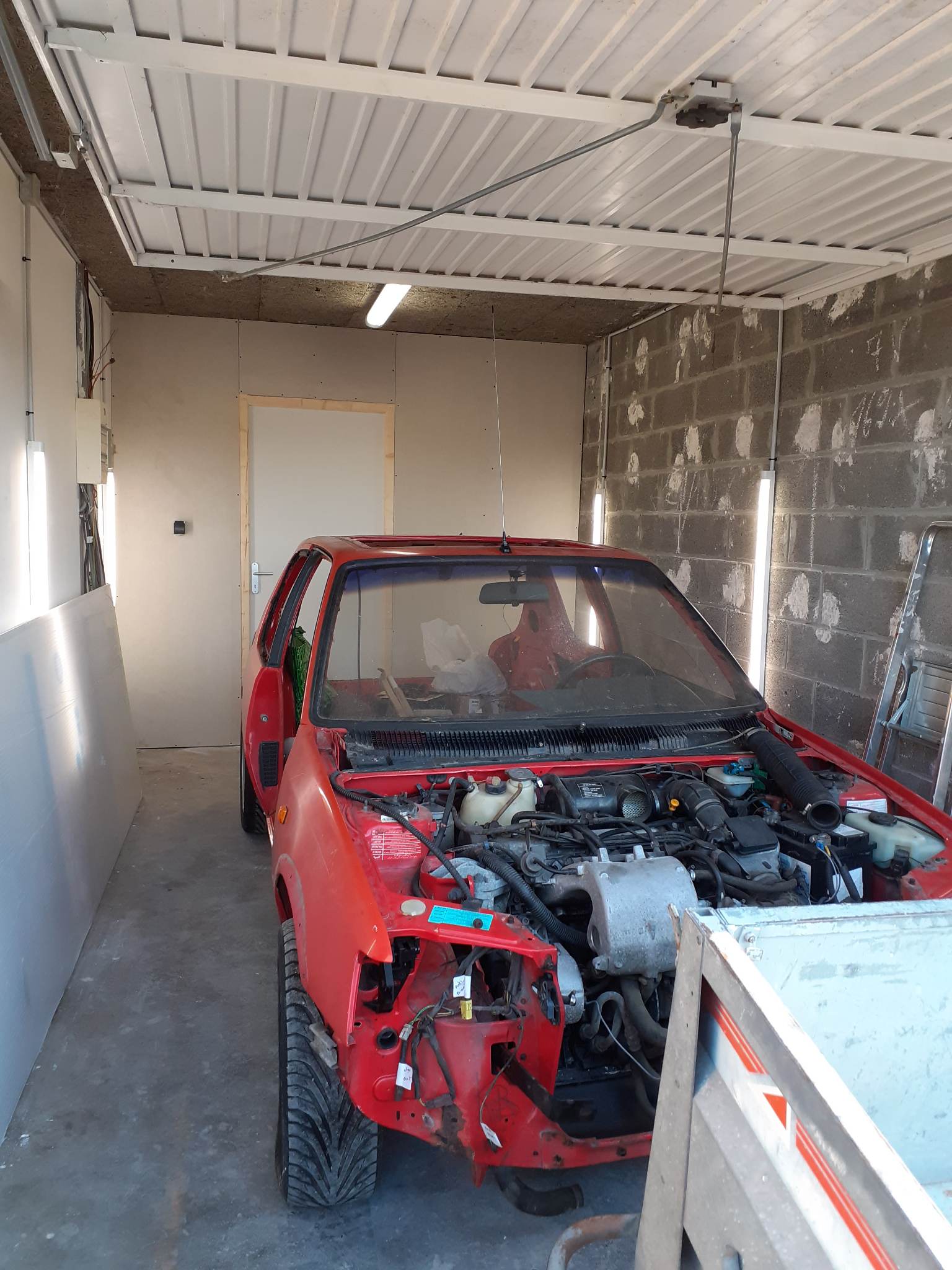 Renovation 205GTi - Photo 9