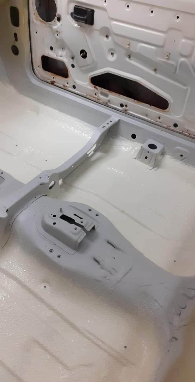 R�novation 205 GTi Photo 23