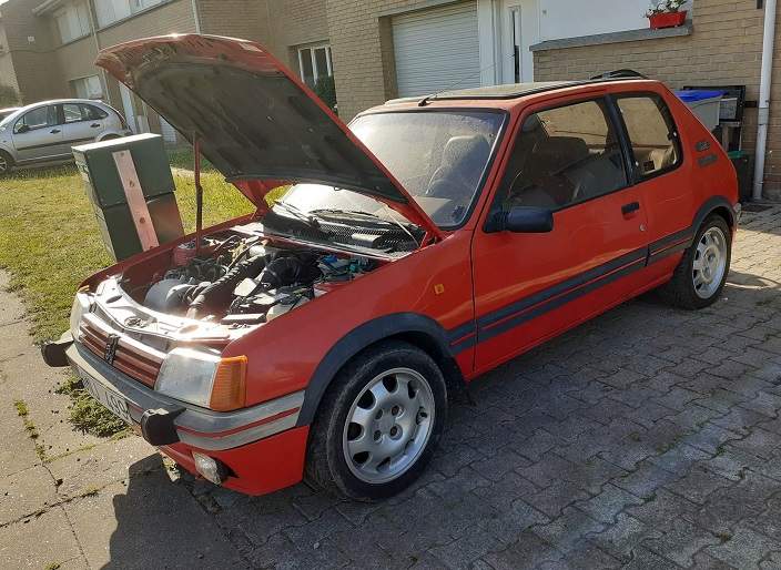 R�novation 205 GTi Photo 4