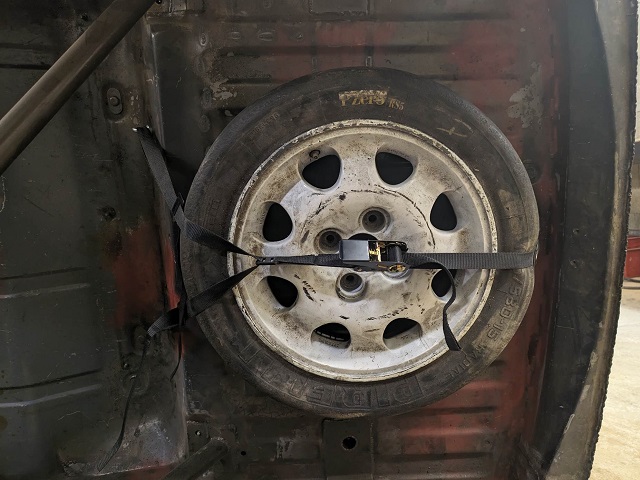 roue secours 205 gti gr.A