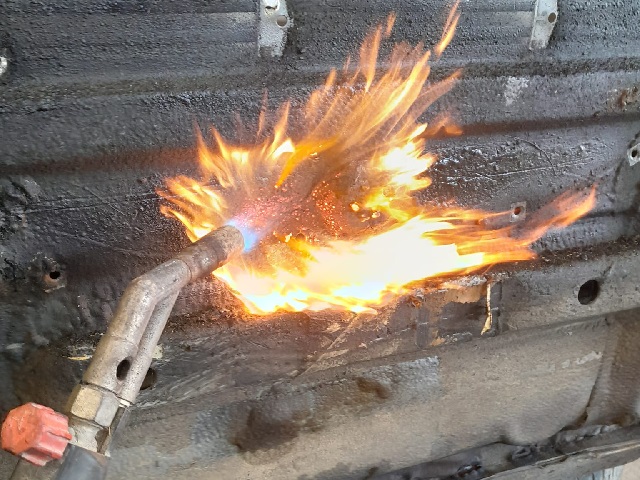 Deblaxonage caisse 205