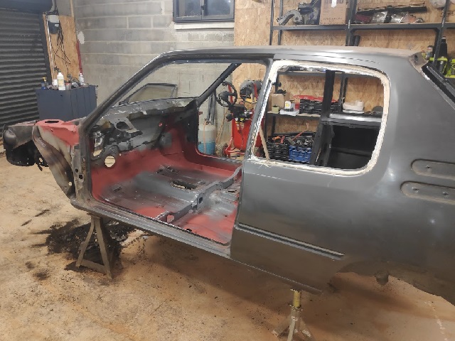 Modification caisse 205 GTi