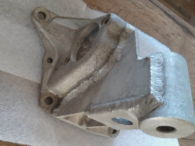 Anti-couple moteur groupe A 205