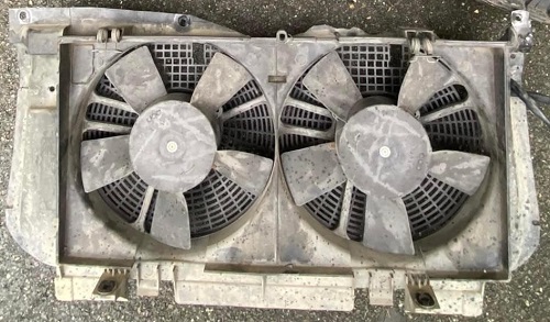 support radiateur 205 diesel